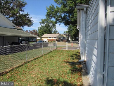 3746 Donegal Ln, Brookhaven, PA 19015 - photo 5