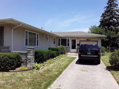 1128 Front View