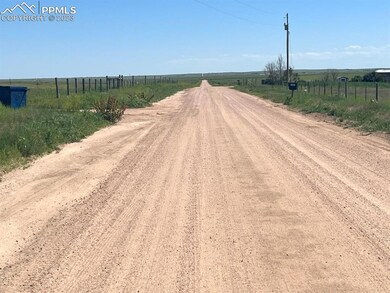 Lauppe Road looking south