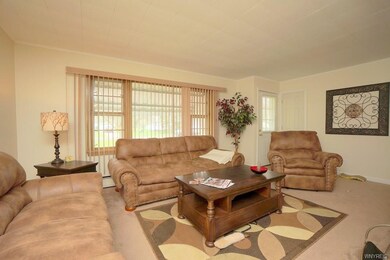 3283 Evergreen Dr, North Tonawanda, NY 14120 - photo 4