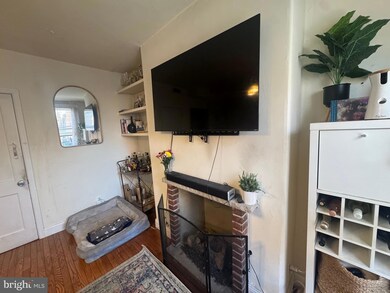 1943 Waverly St, Philadelphia, PA 19146 - photo 4