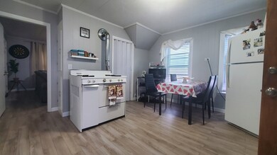 20 Perry Ave, Worcester, MA 01610 - photo 7