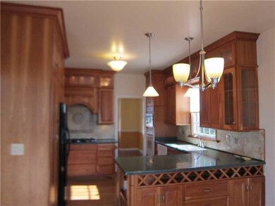 Kitchen. Kitchen has a gas Cooktop, granite counte