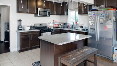 947 W Palmer St, Compton, CA 90220 - photo 2