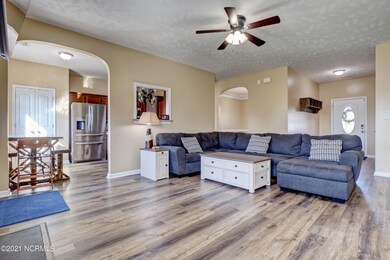 207 Classy Ct Richlands NC-print-008-009