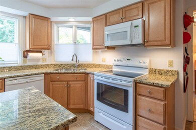 57 Walden Pond Dr, Nashua, NH 03064 - photo 5