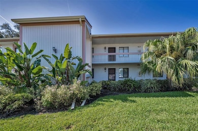 103 Lakeview Place unit 3, Oldsmar, FL 34677 - photo 2