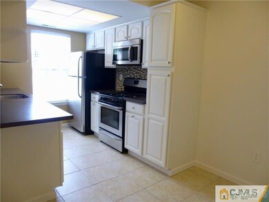 224 Yorkshire Ct, Old Bridge, NJ 08857 - photo 4