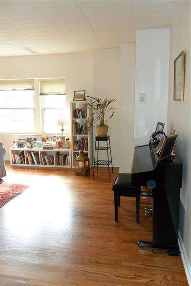 View into large 22x13 living room