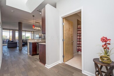 1300 Northwest Boulevard #404-6-SMALL