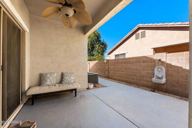 006__860 S Colonial Dr