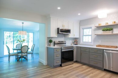 5 Wentworth Dr, Newton, NH 03858 - photo 4