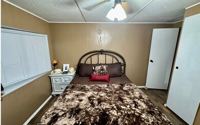 205 N West Pillsbury Dr, Lake City, FL 32055 - photo 6