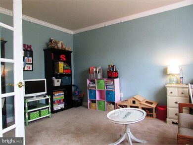 403 Pleasant View Dr, Douglassville, PA 19518 - photo 3