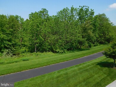 293 Kingsfield Dr unit 19, Souderton, PA 18964 - photo 2