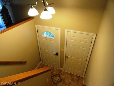 5363 Bunkerway Ct SW, Wyoming, MI 49509 - photo 6