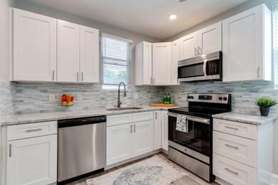 11-web-or-mls-898-s-champion-ave
