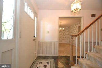 1023 W Areba Ave, Hershey, PA 17033 - photo 3