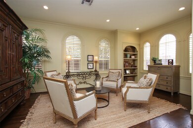 16 Hilshire Grove Ln, Houston, TX 77055 - photo 6