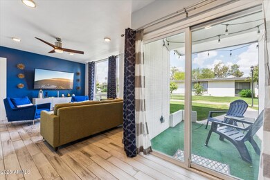 3242 E Camelback Rd unit 105, Phoenix, AZ 85018 - photo 4