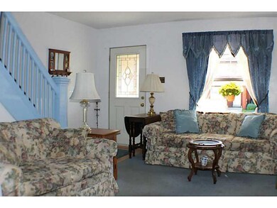 Living Room. Cozy Living Room