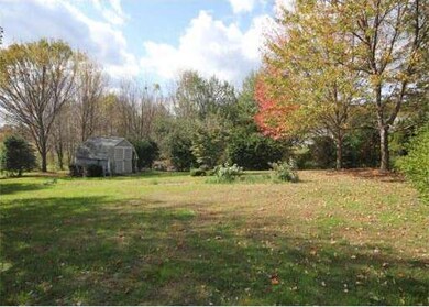 12 Pheasant Dr, Westfield, MA 01085 - photo 6