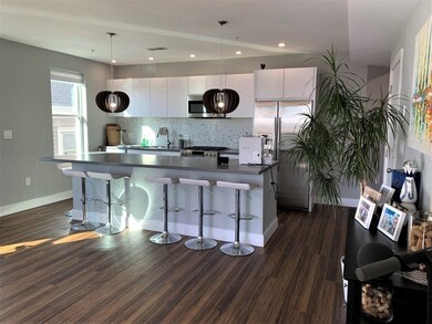 408 E 8th St unit 2, Boston, MA 02127 - photo 2