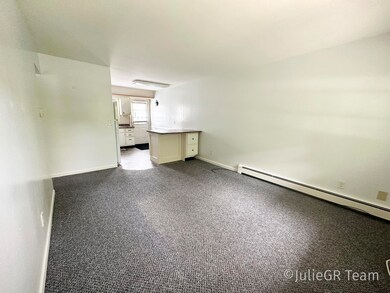 5 Living Room
