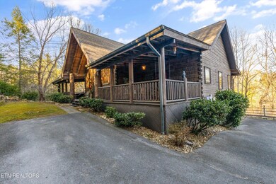 11-2760 Cedar Falls Way-47-2