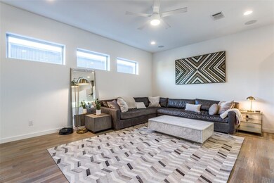 5714 Bryan Pkwy unit B, Dallas, TX 75206 - photo 4