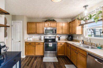 011_S - 824 Brevard Cir - 017