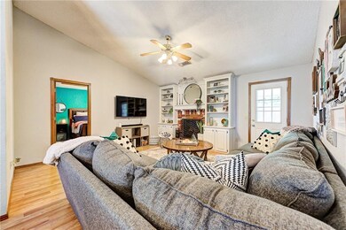 1013 Northridge Rd, Moore, OK 73160 - photo 6