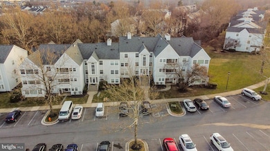 8385 Montgomery Run Rd unit D, Ellicott City, MD 21043 - photo 2