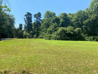 1127 S Shawnee St, Nacogdoches, TX 75961 - photo 2