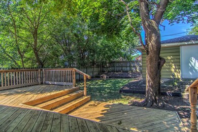 8834 Highland St, Highland, IN 46322 - photo 2