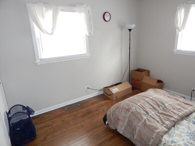 1217 Suffolk St, Naperville, IL 60563 - photo 2