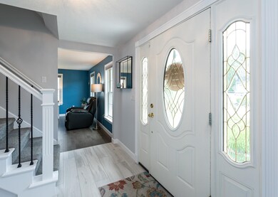 15 Kelly St, Nashua, NH 03062 - photo 2