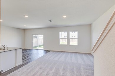 344 Enforcer Loop, Jarrell, TX 76537 - photo 7