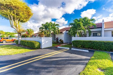 15308 SW 81st Ln, Miami, FL 33193 - photo 2