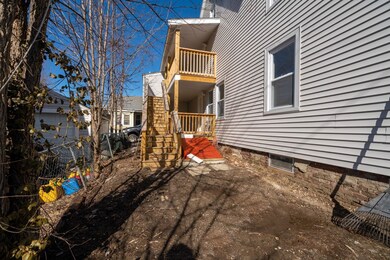 31 Franklin St, Claremont, NH 03743 - photo 3