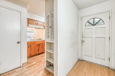 4921 E Oslin Ave, Fresno, CA 93727 - photo 4