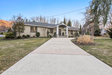 43 van Brackle Rd, Holmdel, NJ 07733 - photo 2