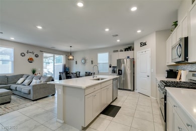 7057 Fossil Lake St, North Las Vegas, NV 89084 - photo 4