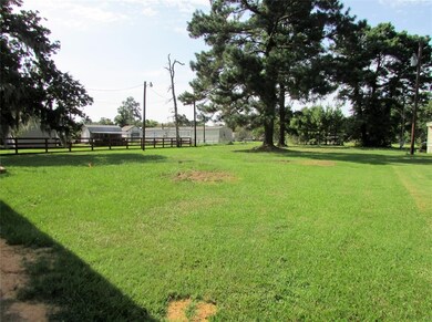 25248 Shoreline Rd, Hockley, TX 77447 - photo 2