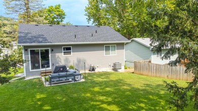 408 E Broad St, Des Moines, IA 50315 - photo 3