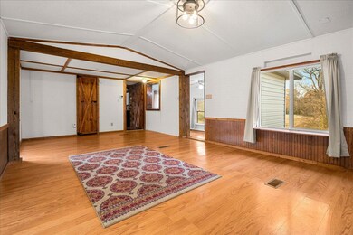 97 Circle Ln, Burnside, KY 42519 - photo 3