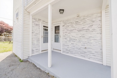 20 Wilcox St, Fall River, MA 02724 - photo 4