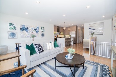 1221 E 46th St unit 1, Chicago, IL 60653 - photo 4