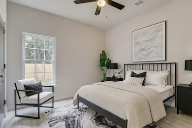 4425 Clover St unit 2, Houston, TX 77051 - photo 2