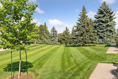 9900 54th Place N unit 7, Plymouth, MN 55442 - photo 2